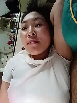 Yiyoongg online show from 07-19-26, 10:56