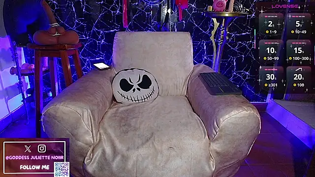 GoddessJulietteNoiir online show from 04-11-26, 11:14