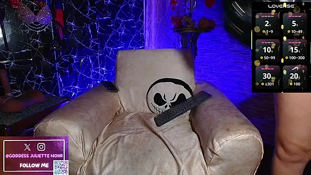 GoddessJulietteNoiir online show from 05-17-26, 11:10