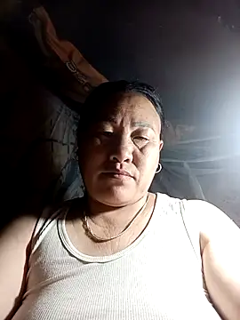 Snapshot of Lucky_baby7 chatting on 03-08-26, 05:05 Lucky baby7 online show from 03-08-26, 05:05