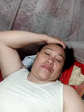 Snapshot of Lucky_baby7 chatting on 03-21-26, 08:19 Lucky baby7 online show from 03-21-26, 08:19