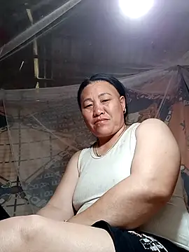 Snapshot of Lucky_baby7 chatting on 03-27-26, 01:47 Lucky baby7 online show from 03-27-26, 01:47