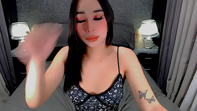 saphira fucks online show from 02-28-26, 06:40