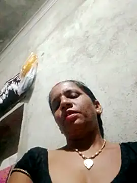 Snapshot of Anitarakkoli chatting on 05-22-26, 05:11 Anitarakkoli online show from 05-22-26, 05:11