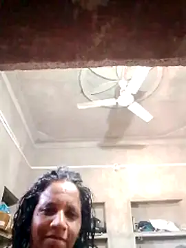 Snapshot of Anitarakkoli chatting on 05-30-26, 10:43 Anitarakkoli online show from 05-30-26, 10:43