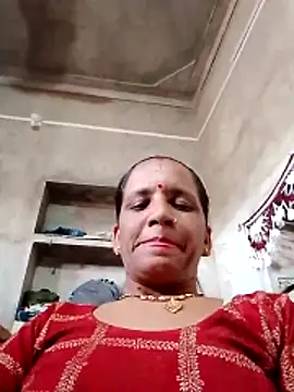 Snapshot of Anitarakkoli chatting on 06-17-26, 06:13 Anitarakkoli online show from 06-17-26, 06:13