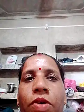 Snapshot of Anitarakkoli chatting on 05-21-26, 04:54 Anitarakkoli online show from 05-21-26, 04:54