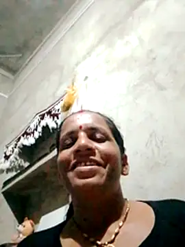 Snapshot of Anitarakkoli chatting on 05-25-26, 03:55 Anitarakkoli online show from 05-25-26, 03:55