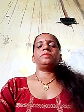 Snapshot of Anitarakkoli chatting on 05-20-26, 04:42 Anitarakkoli online show from 05-20-26, 04:42