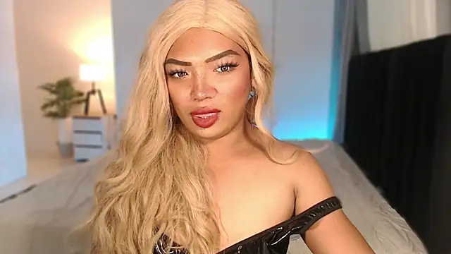 Ur Sexybuttercup69 online show from 02-26-26, 06:46