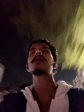 Snapshot of Sam03s chatting on 03-01-26, 11:27 Sam03s online show from 03-01-26, 11:27