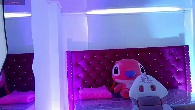 babyy nicols m online show from 04-18-26, 12:40