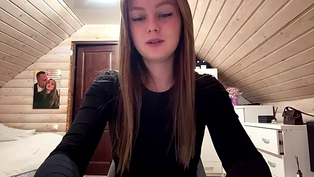 TessSamul online show from 03-27-26, 07:37