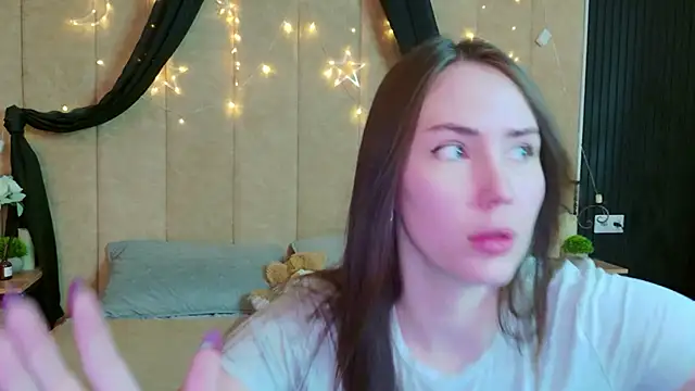 Arielle Vade online show from 05-06-26, 05:22