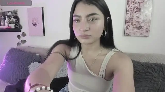 Snapshot of Alexaalove_1 chatting on 02-12-26, 12:27 Alexaalove 1 online show from 02-12-26, 12:27