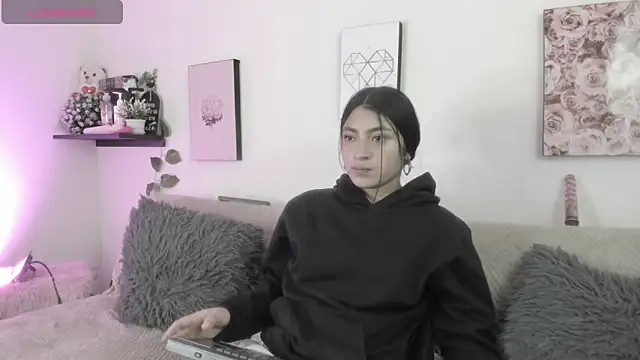 Snapshot of Alexaalove_1 chatting on 02-15-26, 12:37 Alexaalove 1 online show from 02-15-26, 12:37