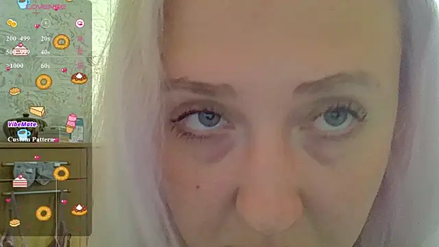 Snapshot of CurvyWild_Lady30 chatting on 06-16-26, 10:26 CurvyWild Lady30 online show from 06-16-26, 10:26