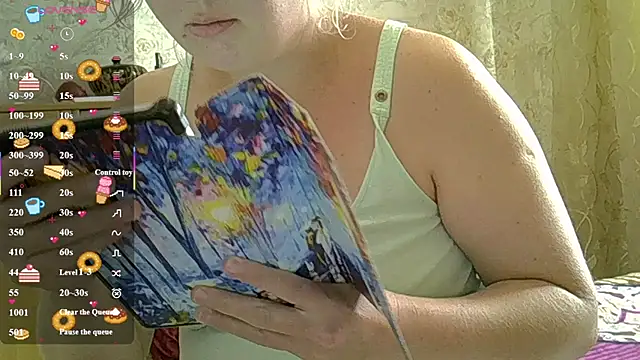 Snapshot of CurvyWild_Lady30 chatting on 06-26-26, 10:10 CurvyWild Lady30 online show from 06-26-26, 10:10