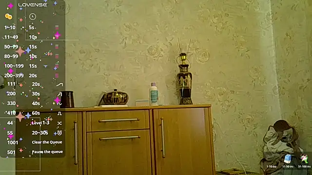 CurvyWild Lady30 online show from 03-12-26, 11:47