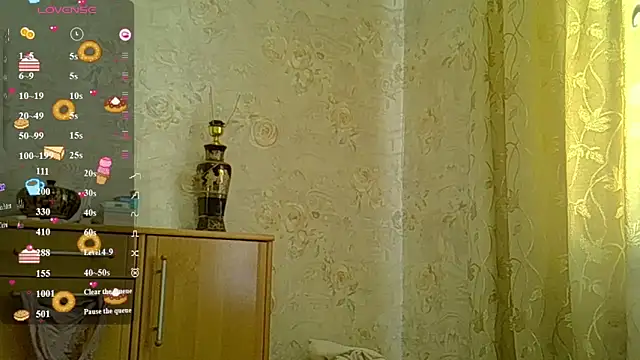 Snapshot of CurvyWild_Lady30 chatting on 06-21-26, 01:50 CurvyWild Lady30 online show from 06-21-26, 01:50