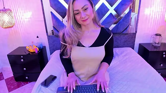 annie vega17  online show from 03-13-26, 01:27