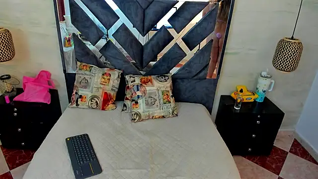 Snapshot of annie_vega17_ chatting on 02-28-26, 08:30 annie vega17 online show from 02-28-26, 08:30