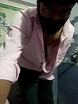 hotyboy 89 online show from 03-18-26, 02:19