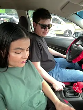 Violeta and Charlie online show from 03-12-26, 04:11