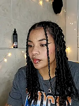 BrianaSweetxxx online show from 03-07-26, 03:13