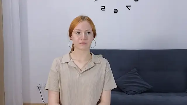 Snapshot of kisskiska chatting on 02-12-26, 03:01 kisskiska online show from 02-12-26, 03:01