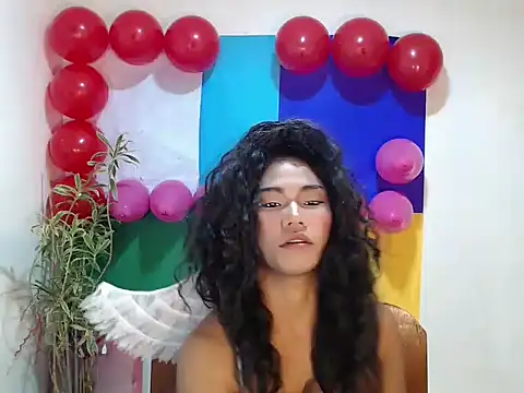 Snapshot of shopiaxox1 chatting on 02-10-26, 03:05 shopiaxox1 online show from 02-10-26, 03:05