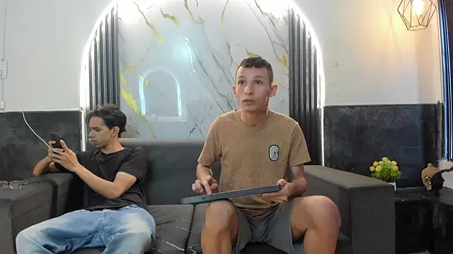 Isaak 26 online show from 03-01-26, 02:28