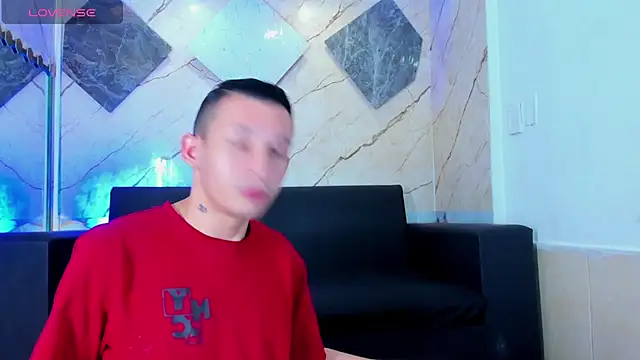 Isaak 26 online show from 04-16-26, 11:11