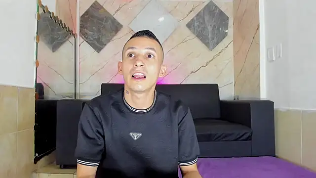 Isaak 26 online show from 03-31-26, 06:43