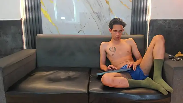 Isaak 26 online show from 03-08-26, 10:24