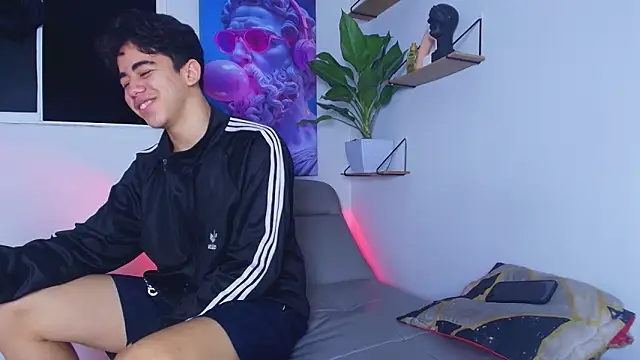 Gael moon  online show from 02-26-26, 02:44