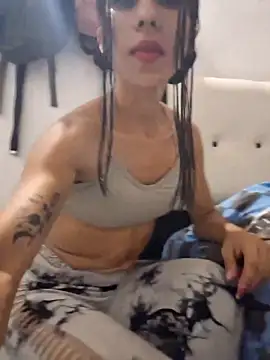 Alannys19 online show from 02-27-26, 04:12