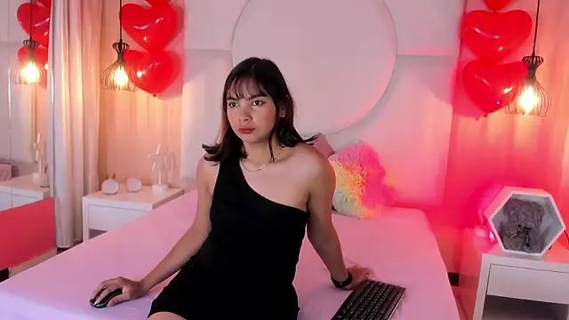 Snapshot of ValeriaMartins chatting on 02-12-26, 07:46 ValeriaMartins online show from 02-12-26, 07:46