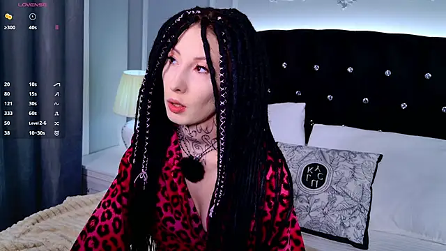 roxy morrison x online show from 03-25-26, 05:45