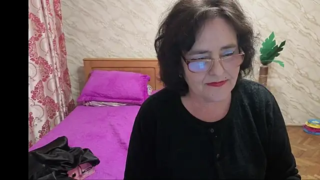 xMaryxAnne online show from 04-23-26, 05:47