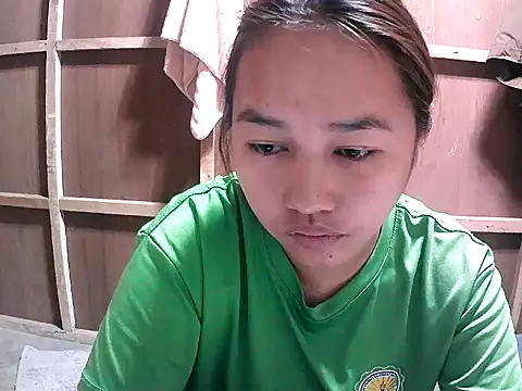 Snapshot of Cloudette_17 chatting on 02-16-26, 05:39 Cloudette 17 online show from 02-16-26, 05:39