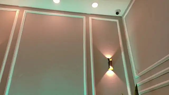 SuzyFox  online show from 03-15-26, 08:05