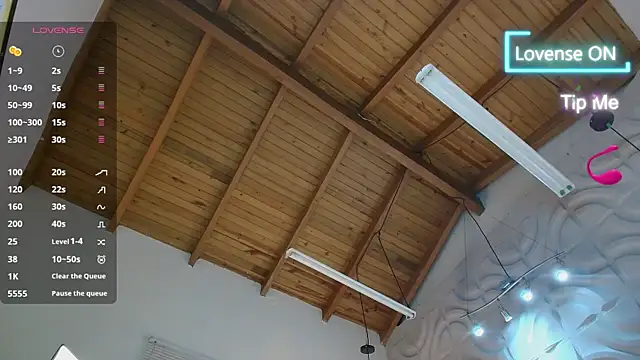 sophieBlair  online show from 04-10-26, 07:10