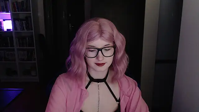 LunaXcherry online show from 03-25-26, 05:45