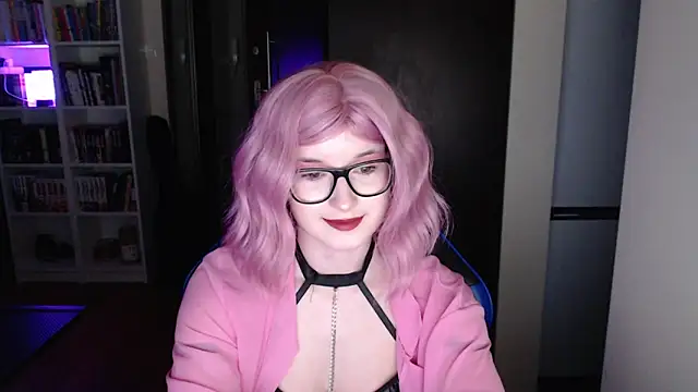 LunaXcherry online show from 03-26-26, 05:44