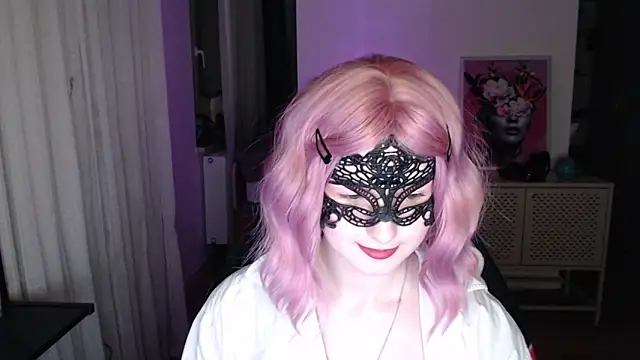 Snapshot of LunaXcherry chatting on 02-23-26, 08:31 LunaXcherry online show from 02-23-26, 08:31