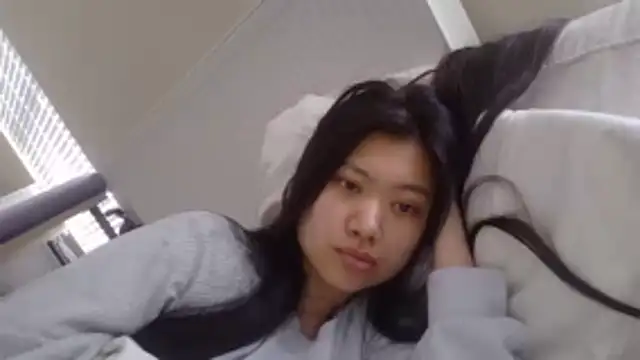 Joycelovely online show from 03-25-26, 02:27
