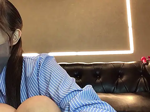 cocomi-coco0209 online show from 05-09-26, 12:41