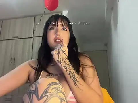 babyval3n online show from 02-14-26, 02:23