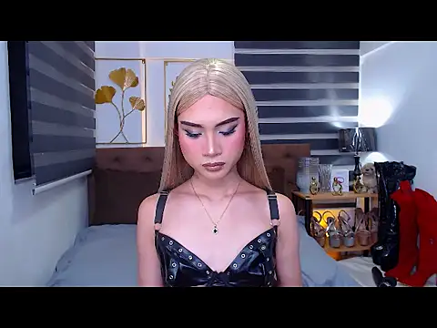 JuicyCockThea online show from 05-25-26, 12:59